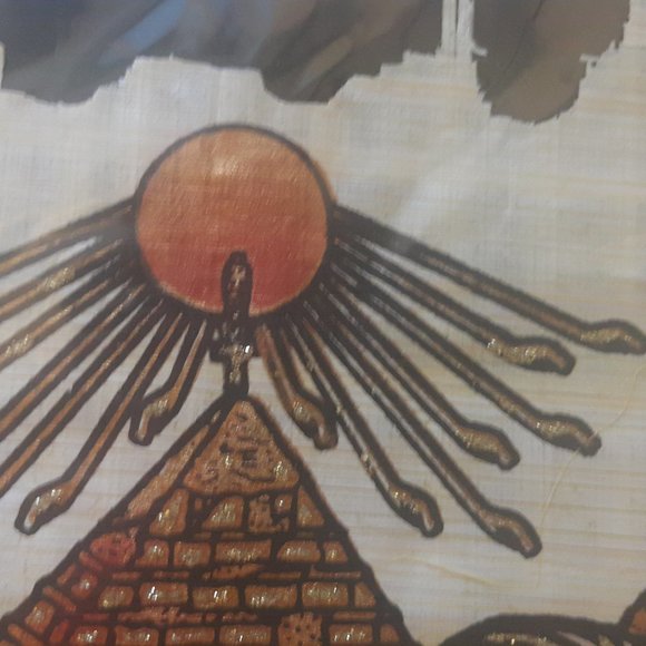 Hand-painted papyrus painted souvenir portrait (The Sphinx Design) - Picture 3 of 16